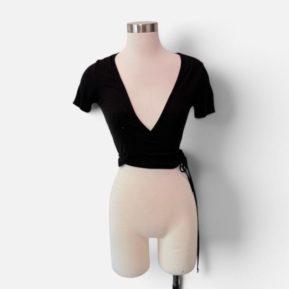 John Galt Black Ribbed Wrap Baby Tee Shirt XS/S Shirt Sleeve